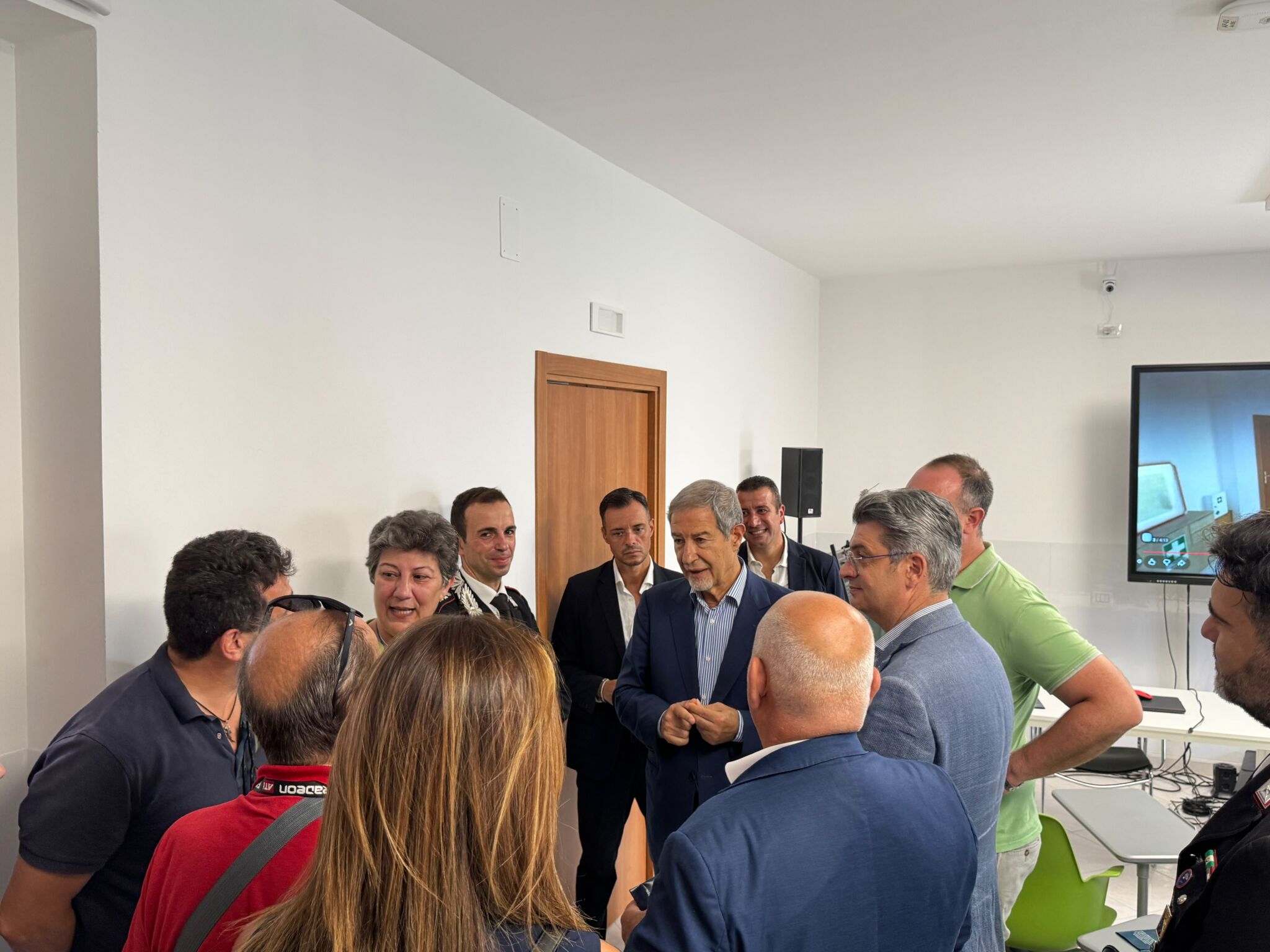 Bene confiscato pedara Pedara, Musumeci visita il bene confiscato di via Marconi