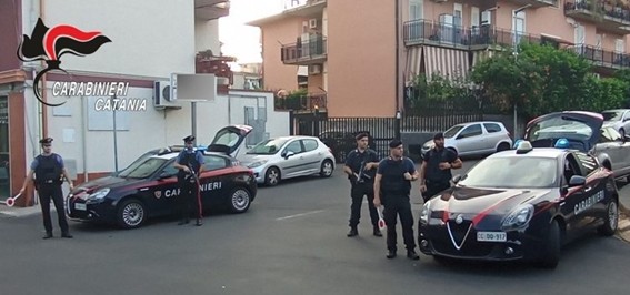 Mascalucia, controlli dei Carabinieri: multe per oltre 7 mila euro