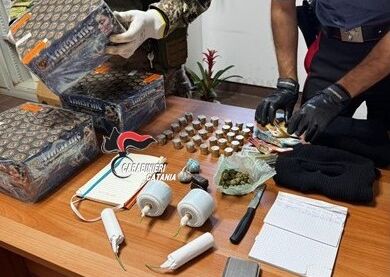 Droga ed esplosivi in casa, arrestato 21enne