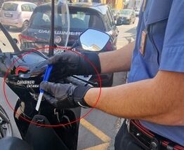Camporotondo, 19enne trovato con un taglierino: denunciato