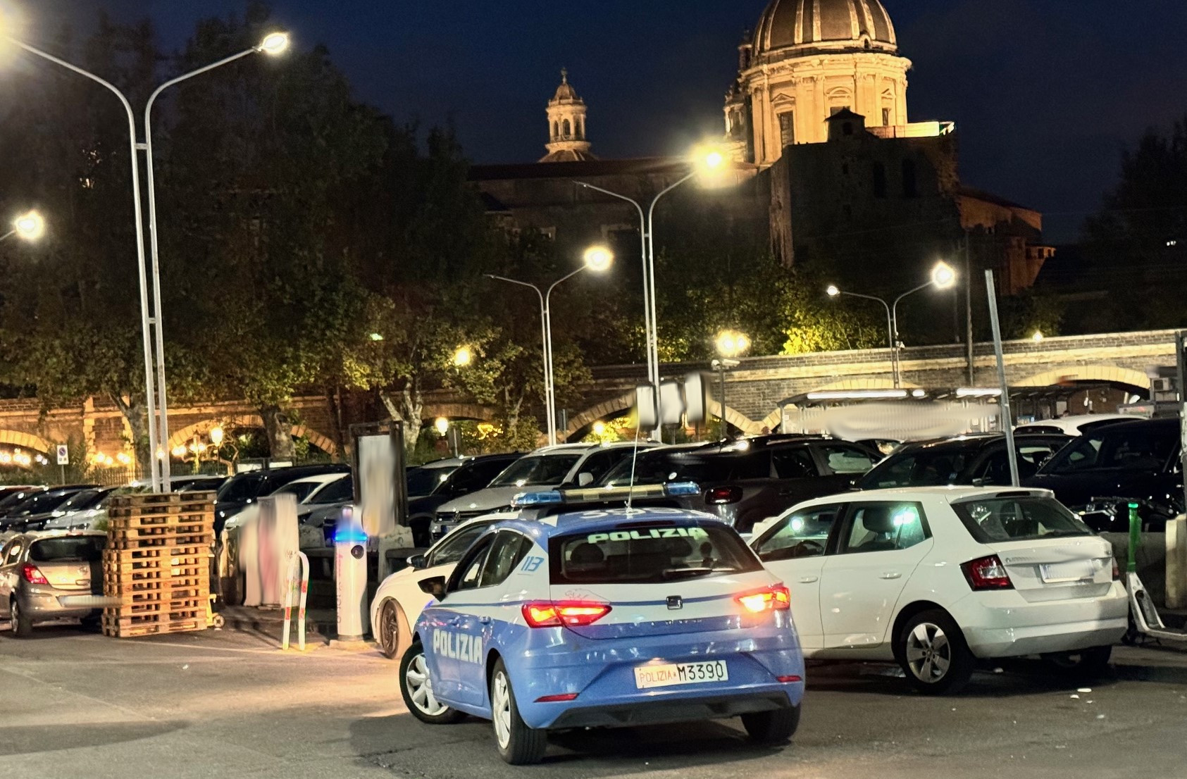Parcheggiatore abusivo viola la sorveglianza speciale: arrestato