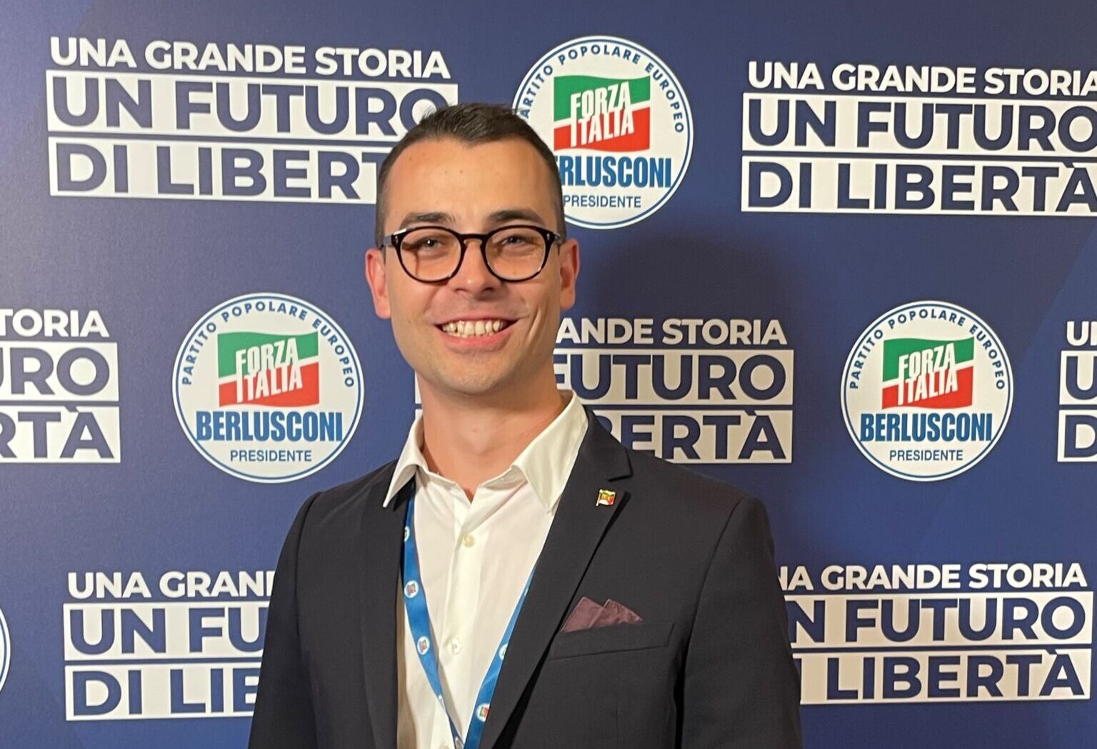 Sfiducia Caputo Andrea Paparo La sfiducia a Caputo verrà da lontano. Paparo: “Crisi interna a FdI”