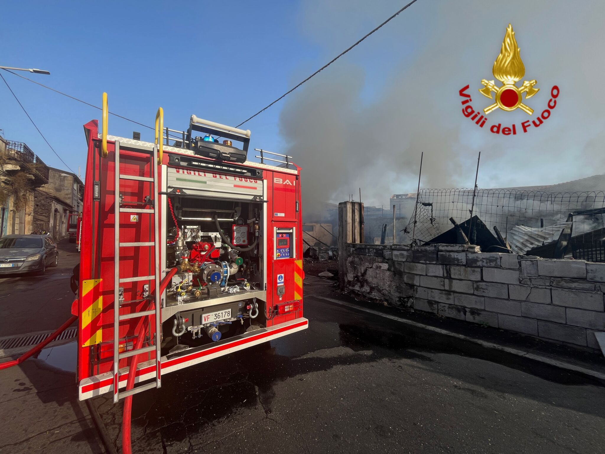 Vigili del fuoco Catania Vigili del Fuoco di Catania, i sindacati: «Organico insufficiente»