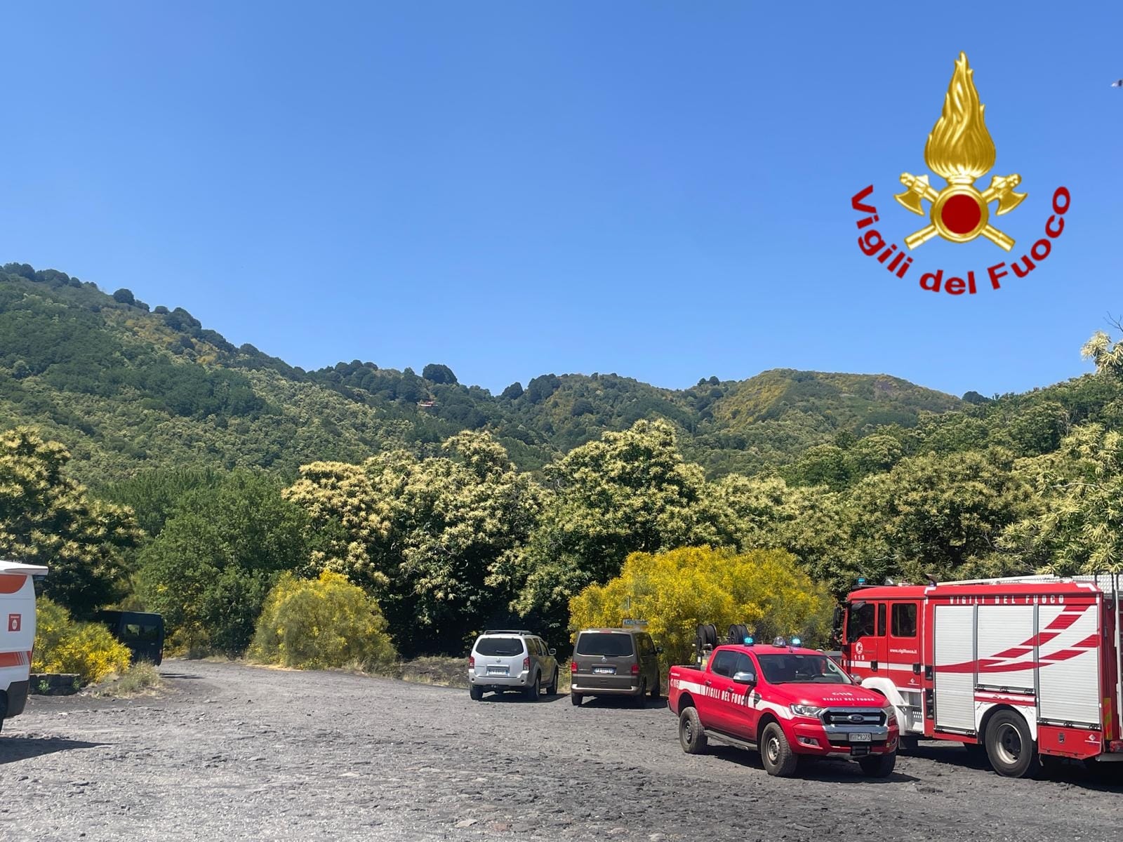 disperso etna vigili del fuoco Disperso sull’Etna, lo salvano i Vigili del Fuoco