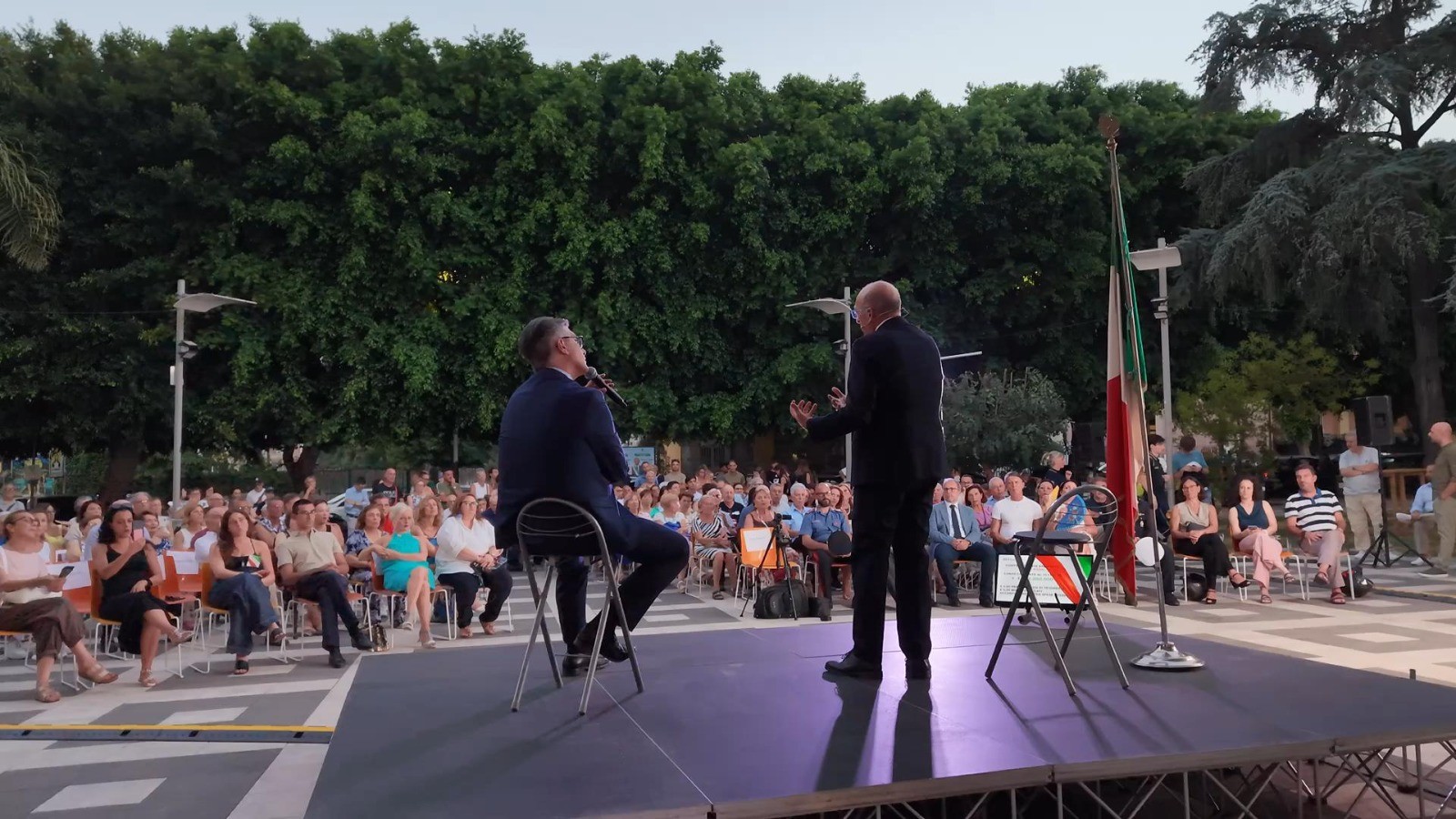 Marco Rubino in piazza: «Conti in ordine e nuovi progetti»