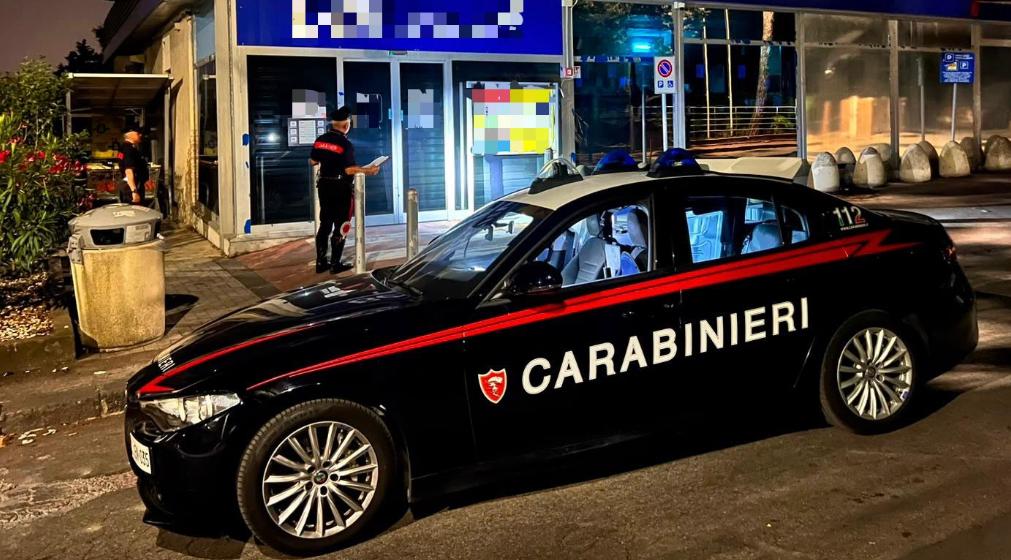 foto Pedara Pedara, assalto al supermercato sventato dai Carabinieri
