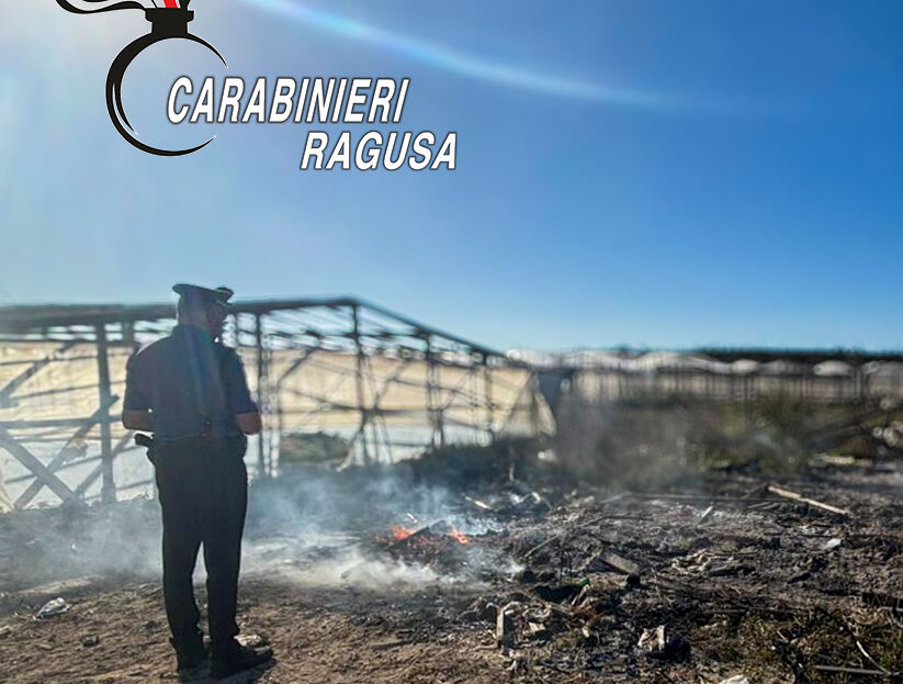fumarole acate Brucia rifiuti agricoli e plastica: denunciato ad Acate