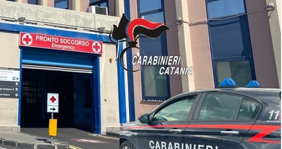 Aggrdisce medico policlinico Policlinico, aggredisce medico e Carabinieri: denunciato 40enne