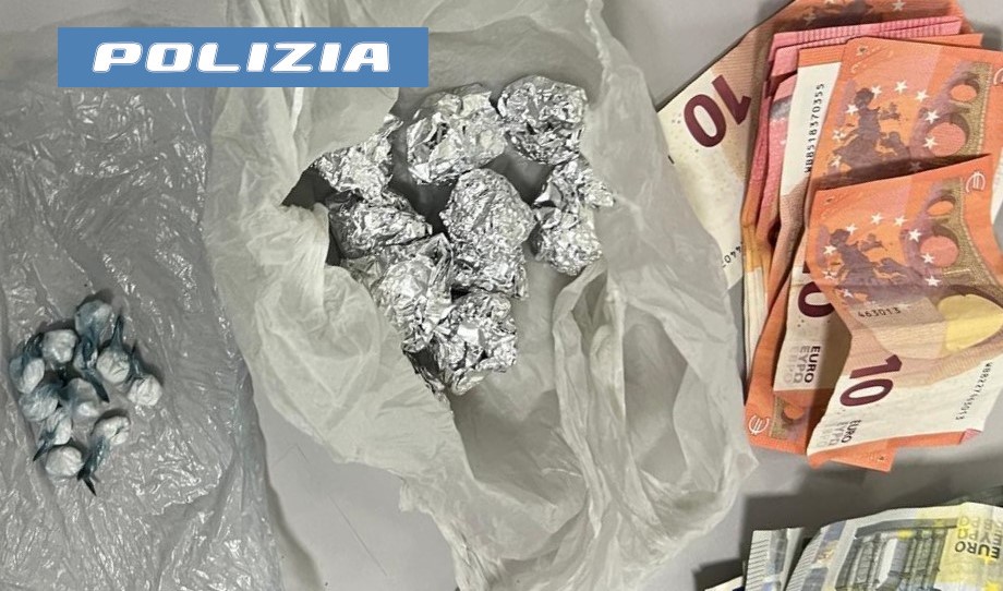 FERMATO CON LE DOSI DI DROGA NEL MARSUPIO PUSHER 27ENNE ARRESTATO DALLA POLIZIA DI STATO IN VIA CAPO PASSERO Via Capo Passero, droga nel marsupio: arrestato un 27enne