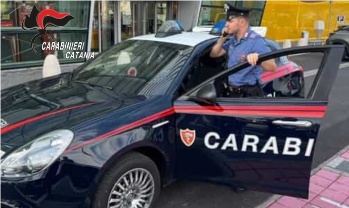 furto supermercato via lineri Furto notturno al supermercato di via Lineri: denunciato un 39enne