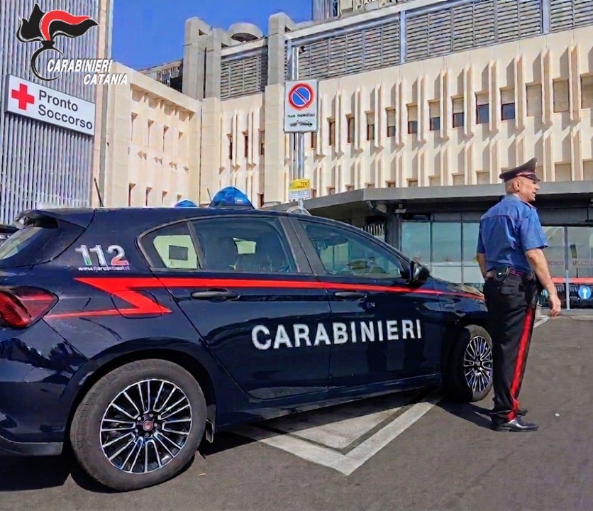 Lite tra madre e figlia, l’ex evade dai domiciliari per raggiungere la ragazza
