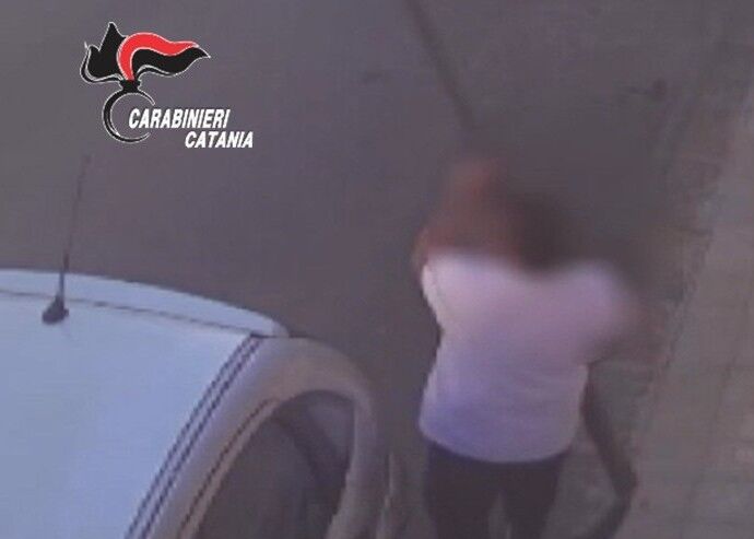 Furto Camporotondo 1 Furto in abitazione a Camporotondo Etneo, denunciato un 53enne