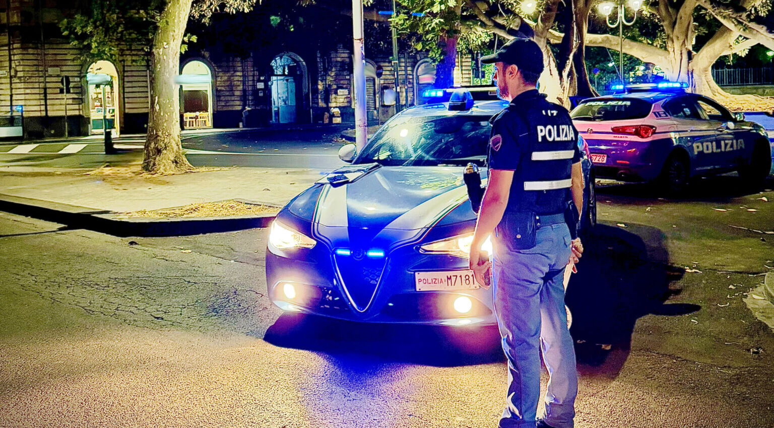 LA POLIZIA DI STATO INDIVIDUA 9 VEICOLI RUBATI IN UNA SOLA GIORNATA. NELLA PRIMA META’ DELL’ANNO RESTITUITI 250 VEICOLI, TRA AUTO E MOTOCICLI, AI LEGITTIMI PROPRIETARI Catania, 9 veicoli rubati ritrovati in un solo giorno
