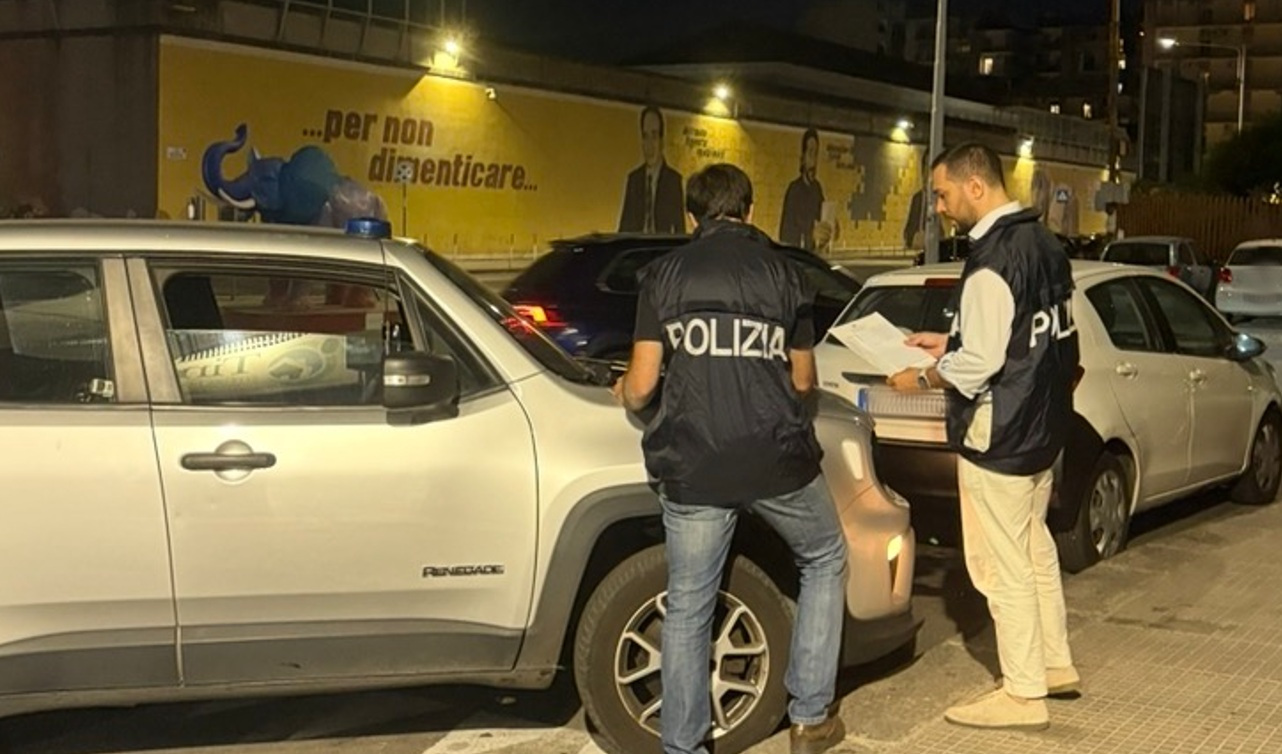 STRETTA DELLA POLIZIA DI STATO SULLE VIOLAZIONI IN MATERIA DI SOMMINISTRAZIONE DI ALCOLICI Controlli alcol in 47 locali: sanzioni per oltre 136 mila euro