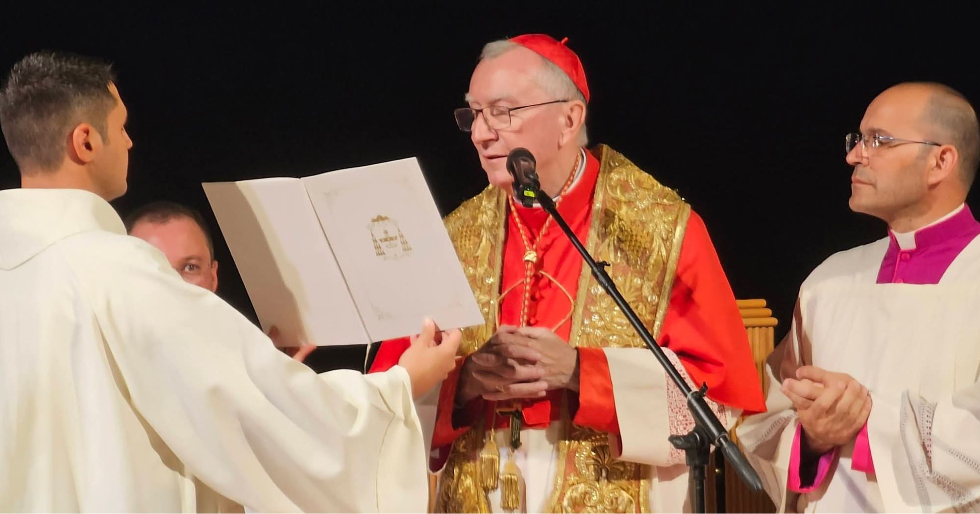 Il Cardinale Parolin ad Aci Castello per il IX centenario delle reliquie