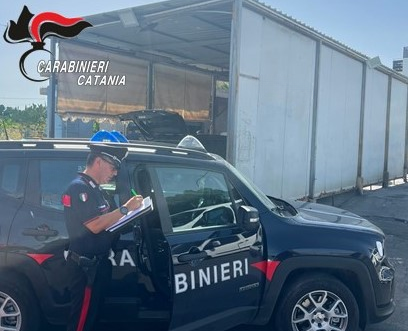 foto adrano nil+noe Sequestrato autolavaggio irregolare