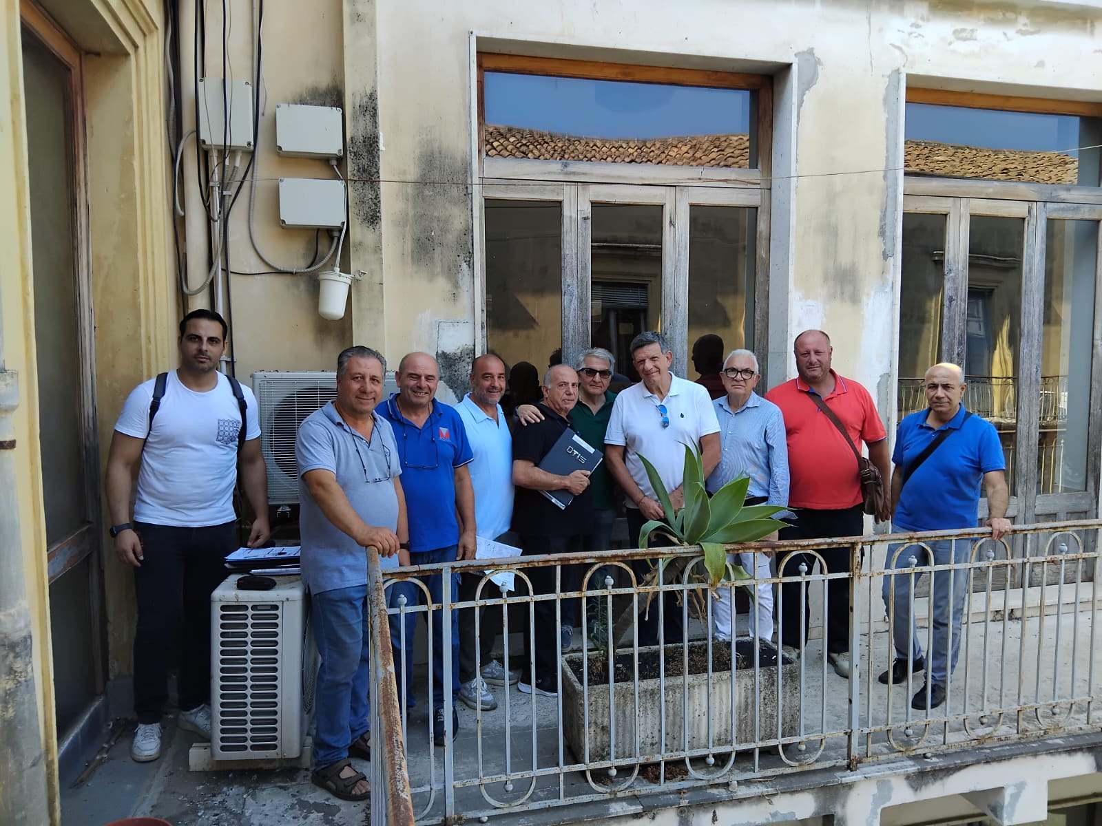 sopralluogo lavori Giarre, svolta contro barriere al municipio: arriva l’ascensore