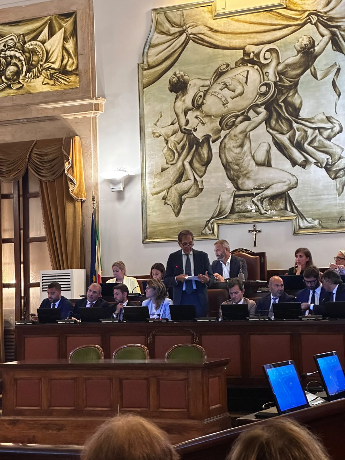 7156afb2-f671-4fc7-81dd-dc114c8f91f9 Il Consiglio comunale prende atto della relazione di Trantino
