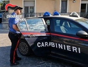 Foto Catania Dai domiciliari di Palermo a Catania dopo una lite con la compagna