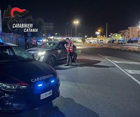 Foto Gravina di Catania (CT) Gravina di Catania, nomi falsi ai Carabinieri: denunciati due uomini