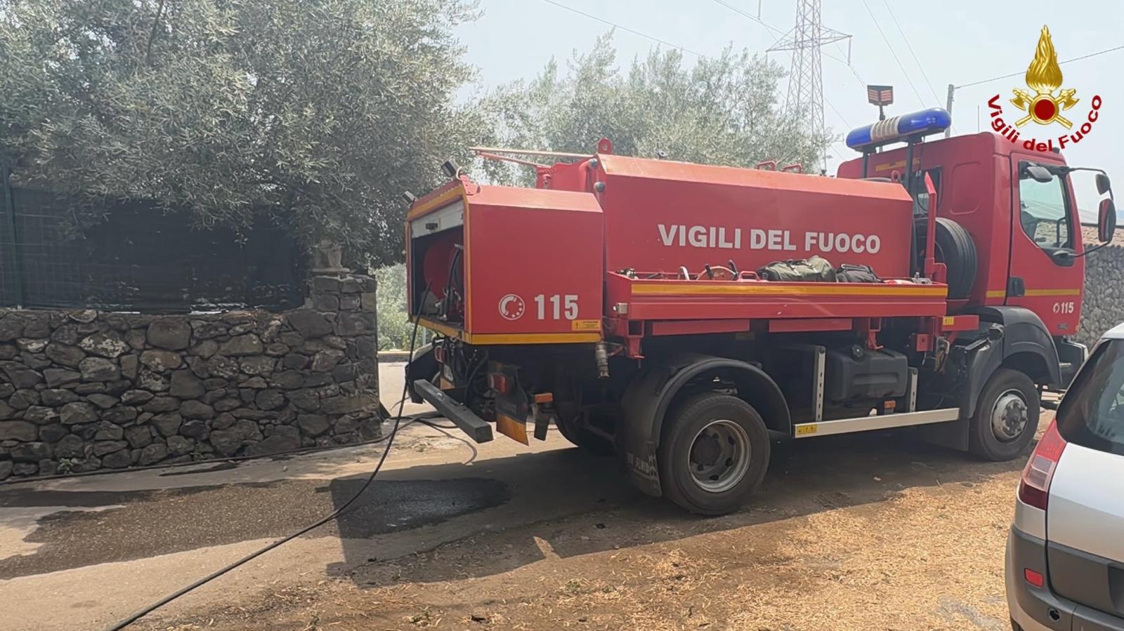 vigili del fuoco usb Vigili del Fuoco Caltagirone, Usb chiede più uomini e mezzi