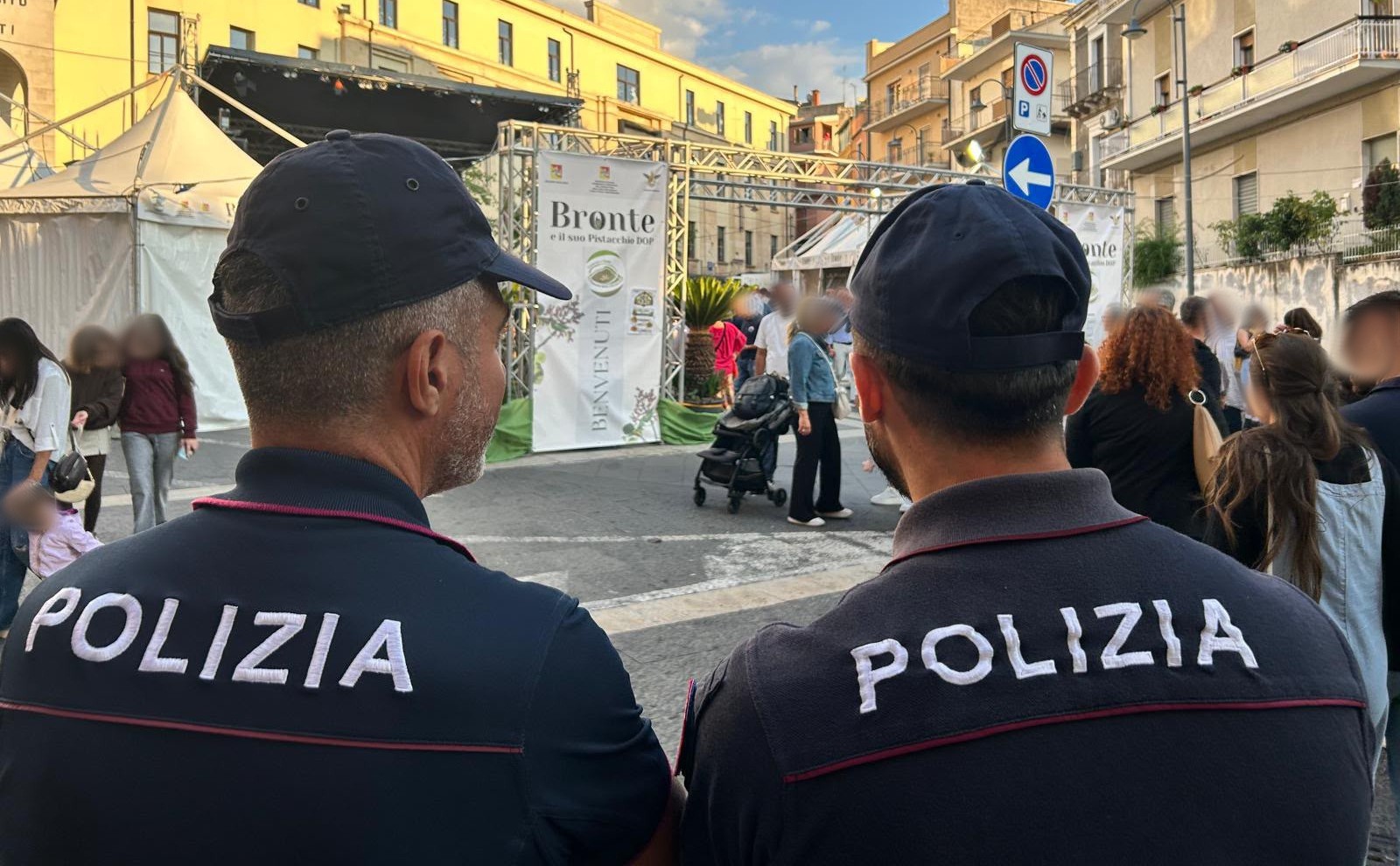 Pistacchio Bronte Polizia 60enne ubriaco infastidisce una coppia: interviene la Polizia