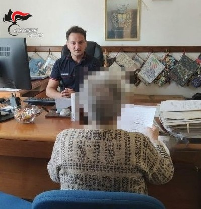 Foto Giarre Giarre, minacce e richieste di denaro alla madre: arrestato 49enne