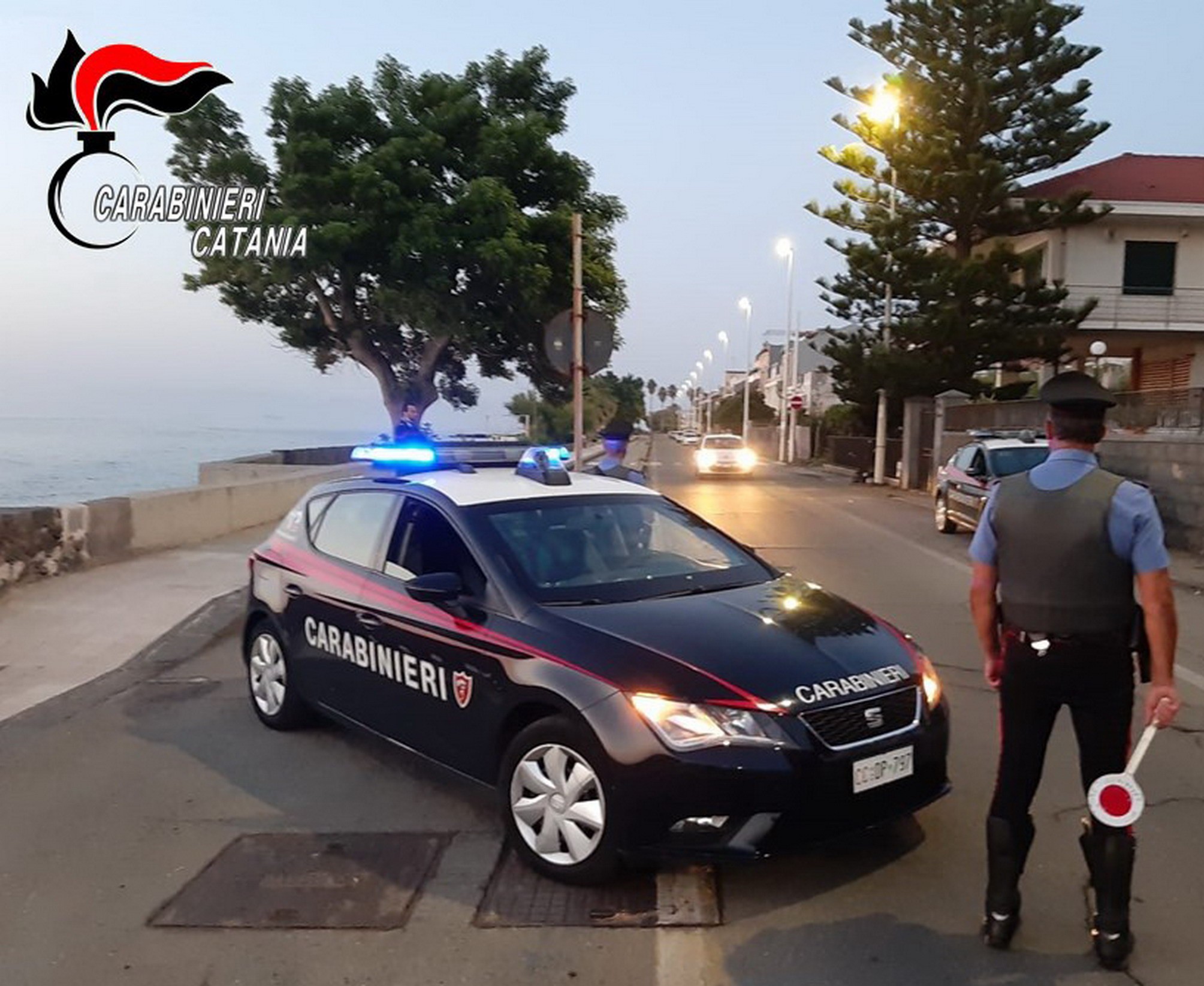 Mascali, gira ubriaco sul lungomare: 24enne denunciato 