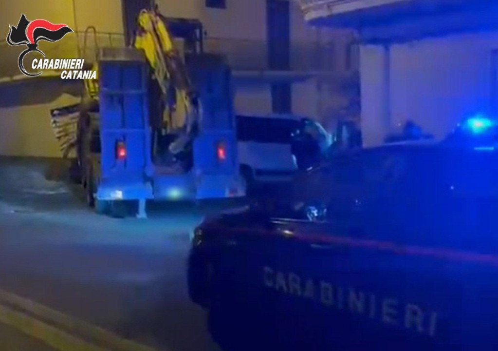 Militello, banda delle “spaccate” intercettata dai Carabinieri