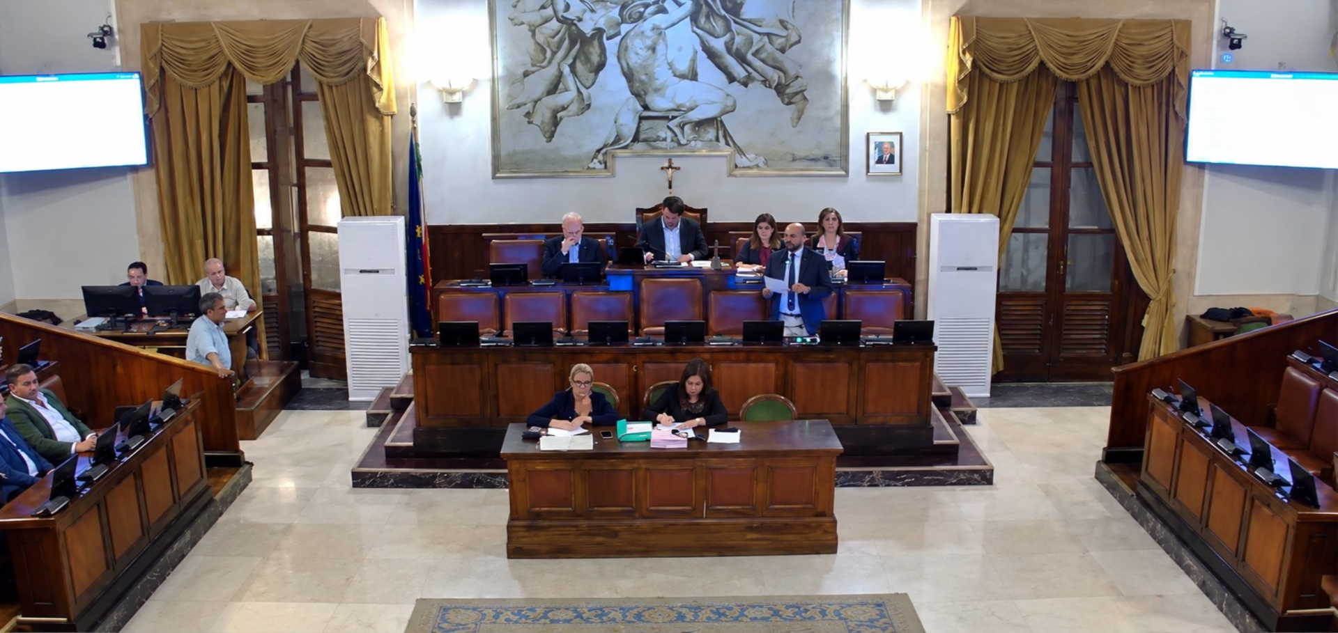 fa052e57-6716-469f-aa4d-7d3d01dfccfc Il Consiglio comunale approva due variazioni di bilancio