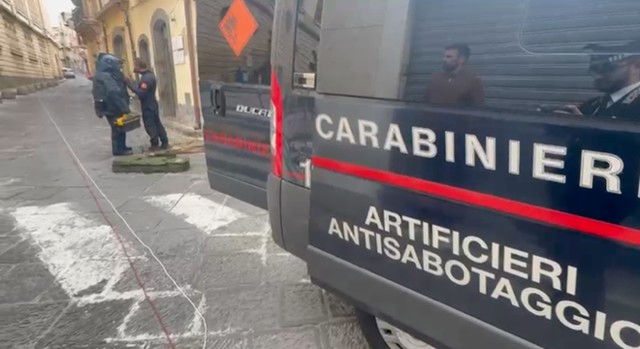 furto bancomat mineo Mineo, “marmotta” esplosiva nel bancomat: evacuata una scuola