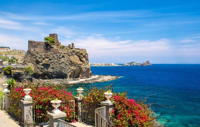 Aci Castello è il comune più caro rispetto ai redditi