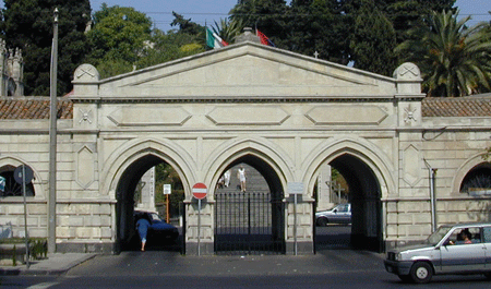 ingresso Commemorazione dei Defunti: orari dei cimiteri e strade chiuse
