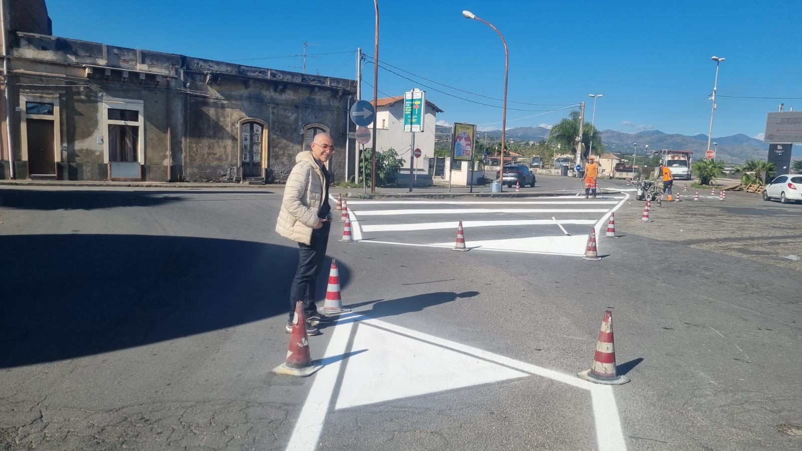 Giarre, in corso il rifacimento della segnaletica stradale